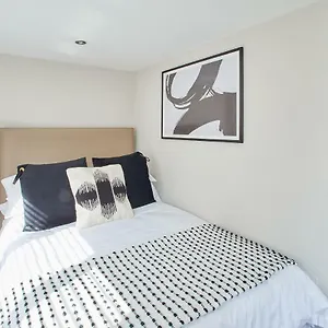  Apartment Host & - West Cliff View United Kingdom